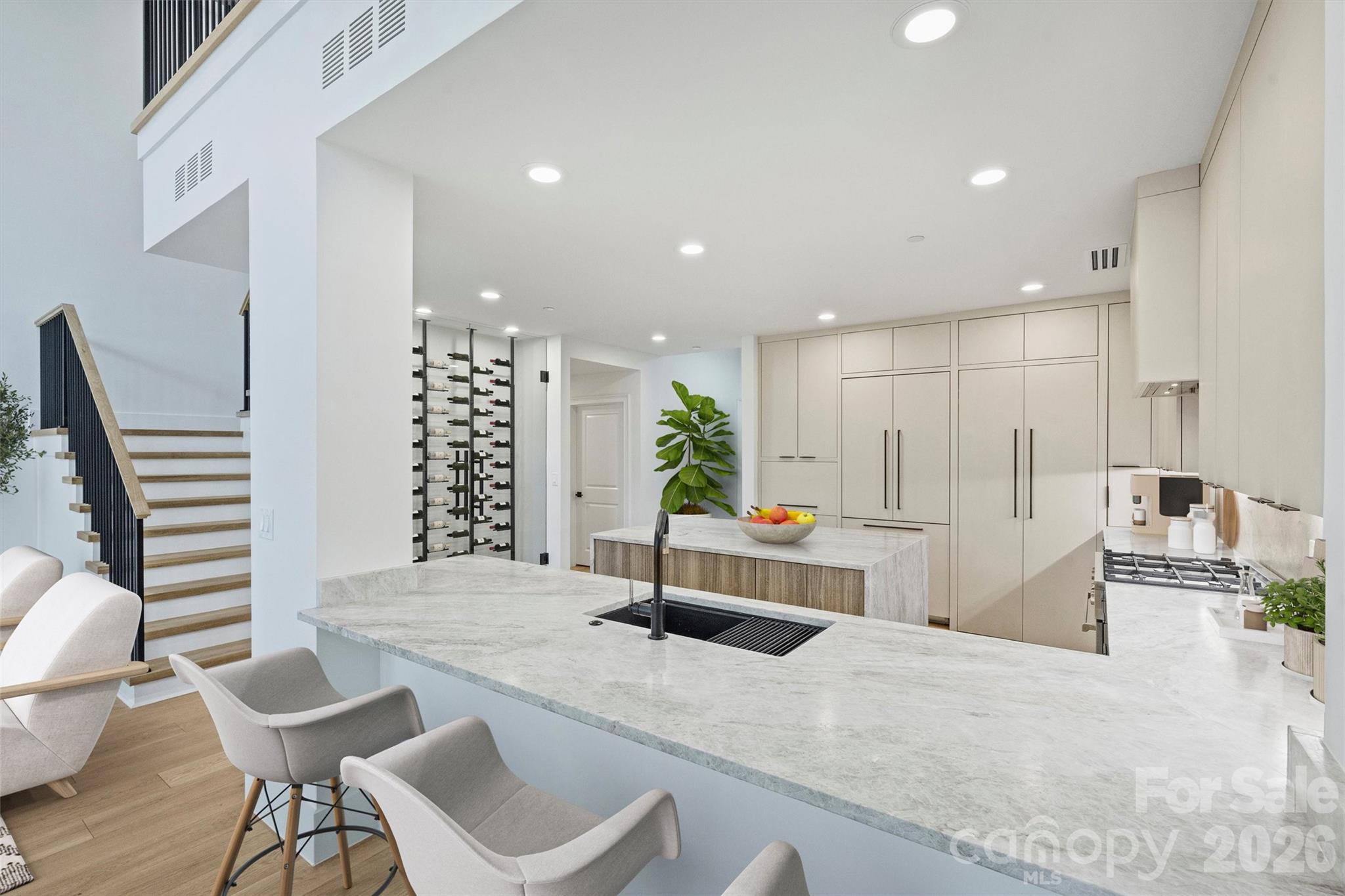 435 South Tryon Street, Unit 301 Charlotte, NC 28202 - Photo 10 of 39