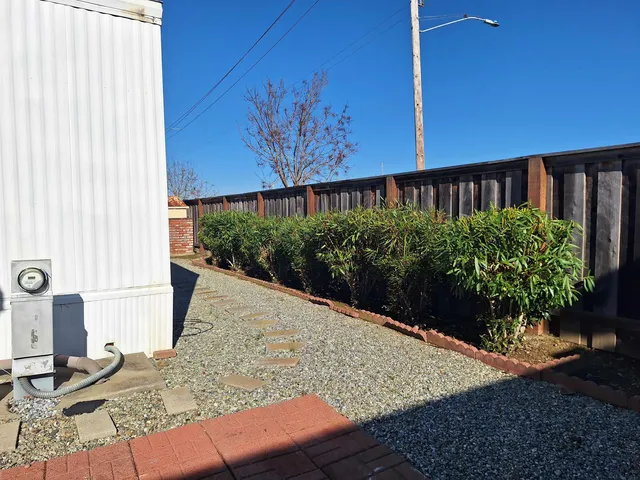 $124,900 | 191 Santa Teresa, San Leandro, CA 94579