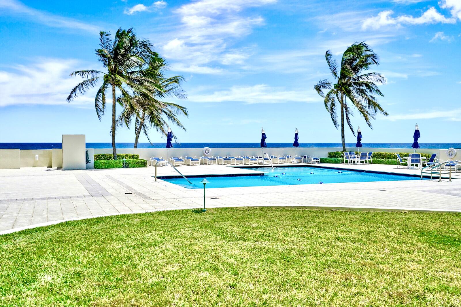 600 South Ocean Boulevard, Unit 1405 Boca Raton, FL 33432 - Photo 17 of 40 OCEANFRONT POOL