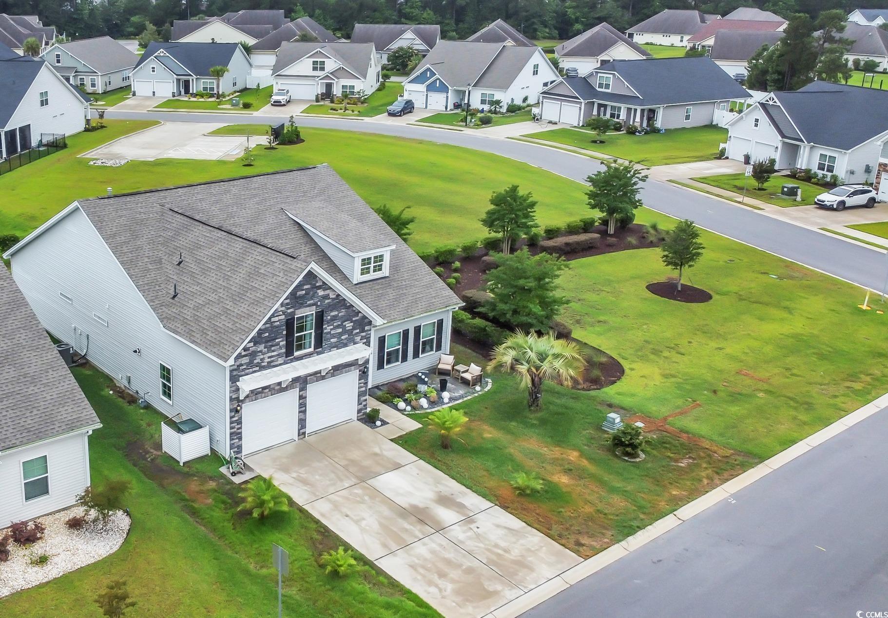 116 Glengrove Lane Murrells Inlet, SC 29576 - Photo 25 of 28 2nd Primary Walk in closet with built in shelving and storage.