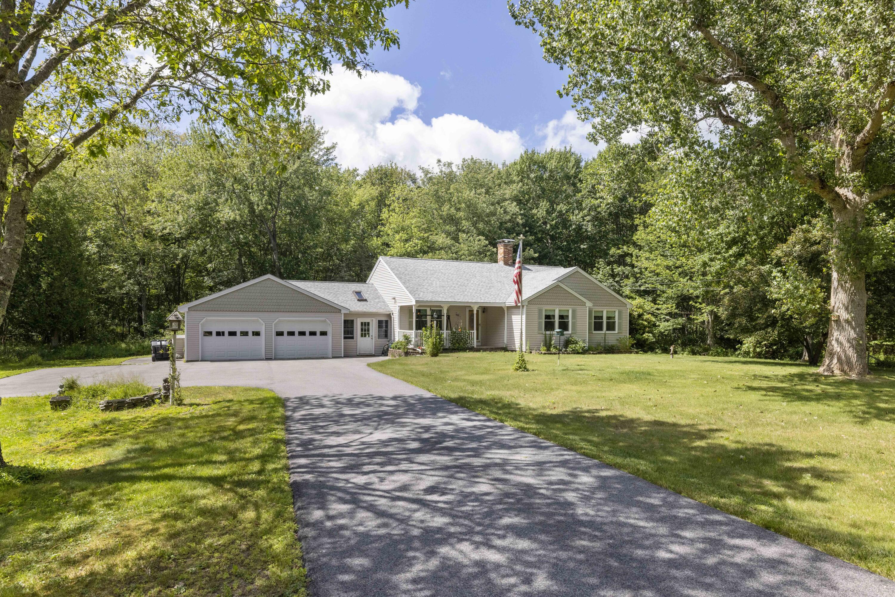 726 Foreside Road Topsham, ME 04086 - Photo 5 of 41 3G0A8628