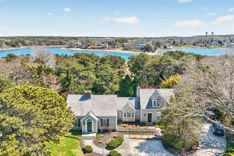 $2,800,000 | 266 Seapine Road, Chatham, MA 02650