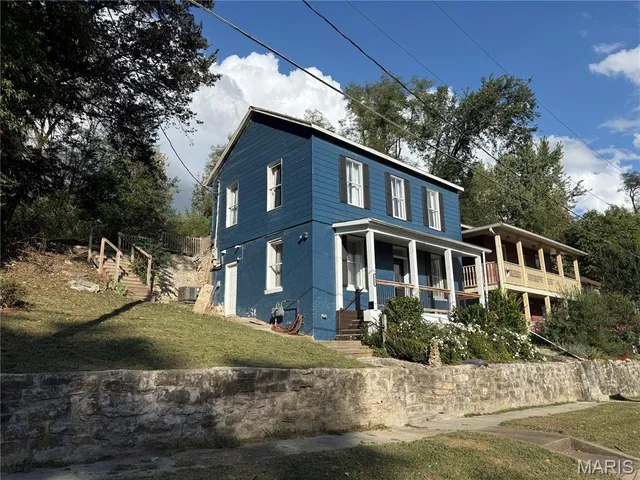 $159,900 | 525 Walnut Street, Hannibal, MO 63401
