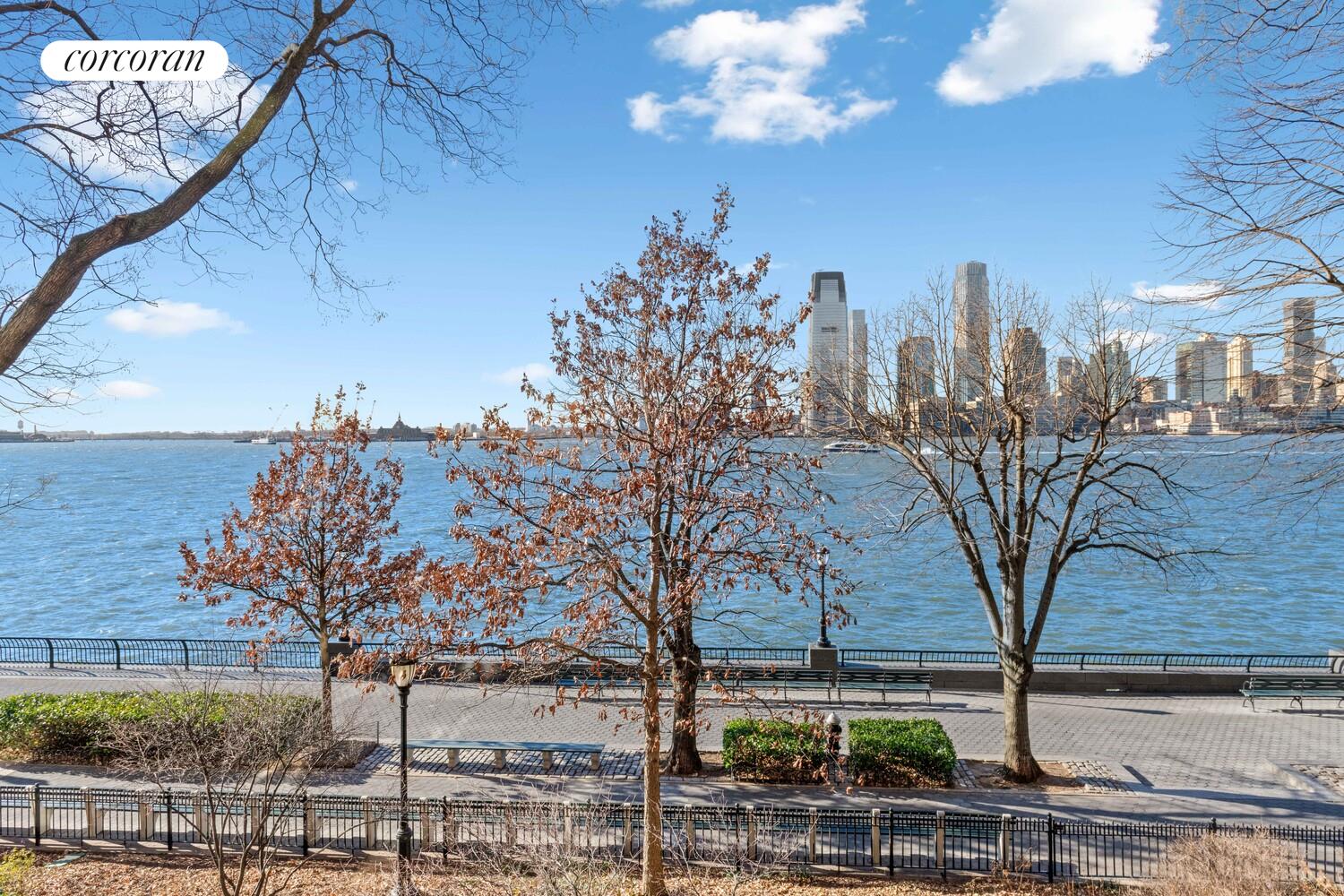 377 Rector Place, Unit 2A Manhattan, NY 10280 - Photo 5 of 7