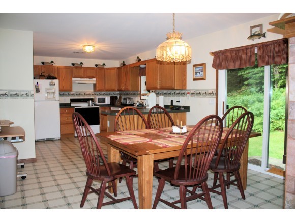 89 Academy Road Whitingham, VT 05342 - Photo 8 of 24