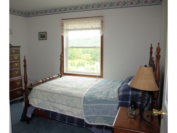 89 Academy Road Whitingham, VT 05342 - Photo 9 of 24