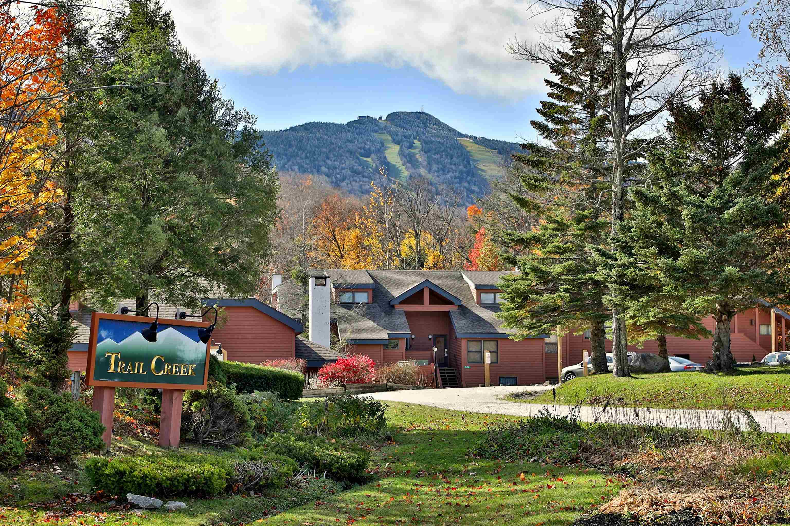 534 East Mountain Road, Unit 6 Killington, VT 05751 - Photo 1 of 36 Gallery Image 1