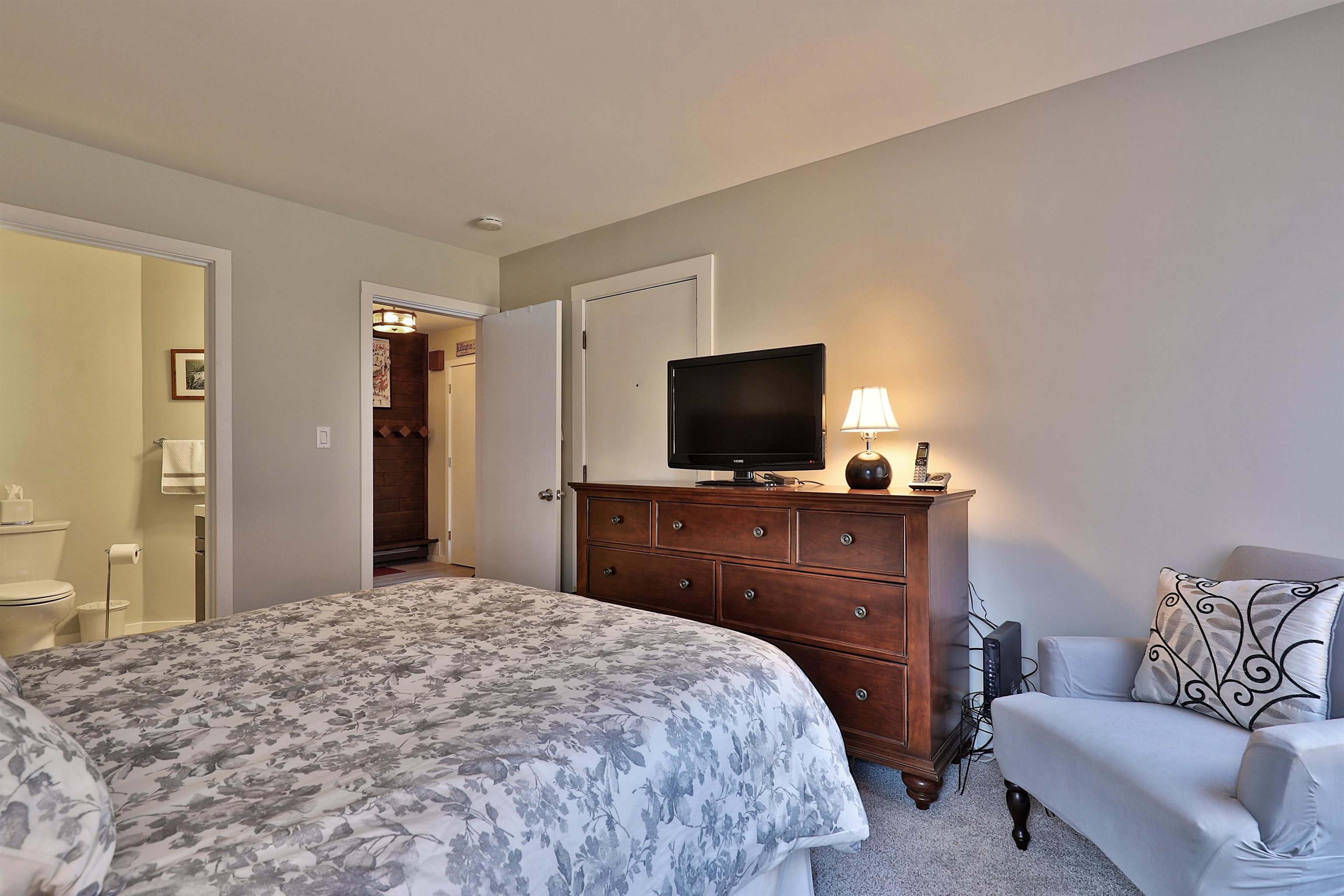 534 East Mountain Road, Unit 6 Killington, VT 05751 - Photo 17 of 36 Gallery Image 17
