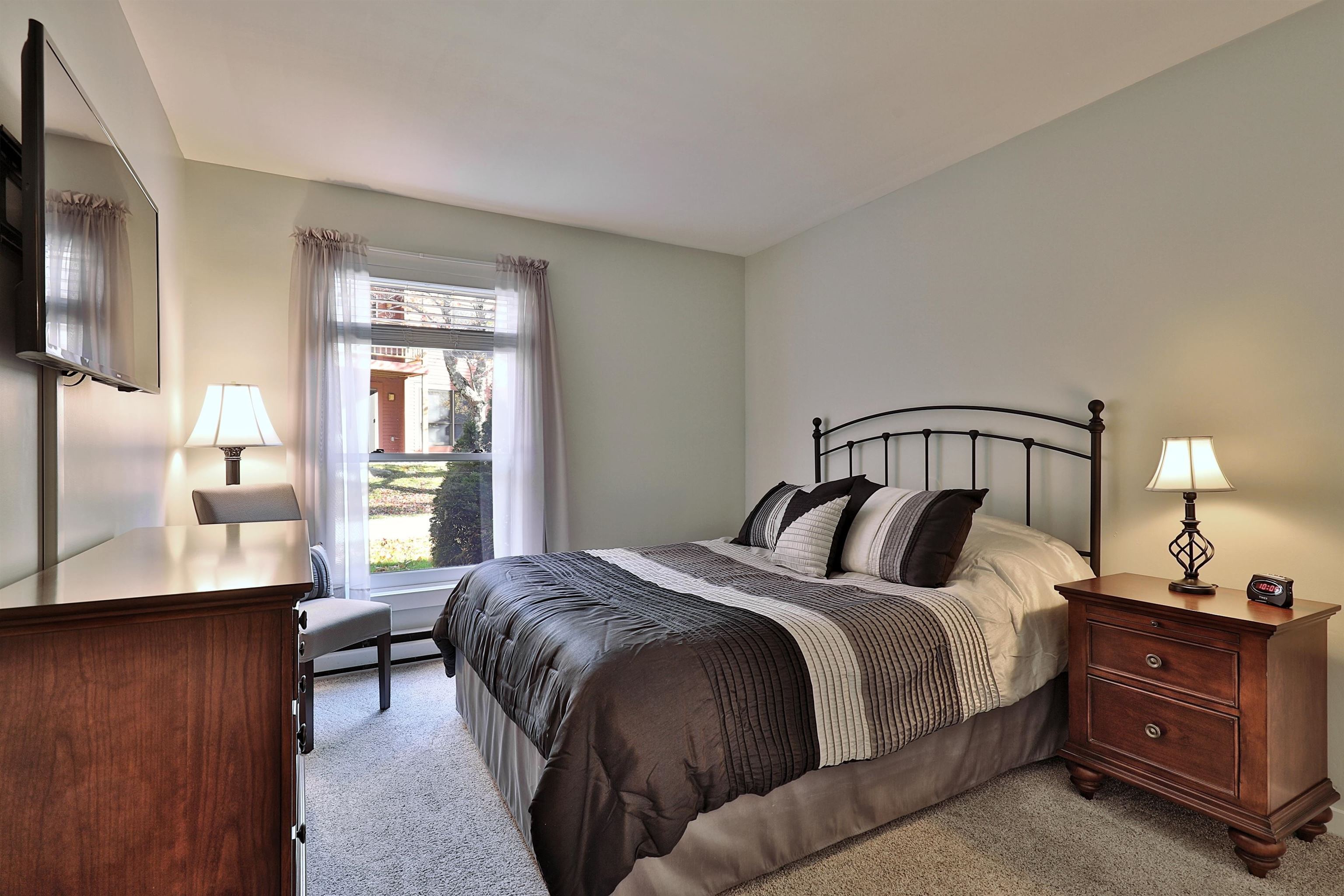 534 East Mountain Road, Unit 6 Killington, VT 05751 - Photo 20 of 36 Gallery Image 20