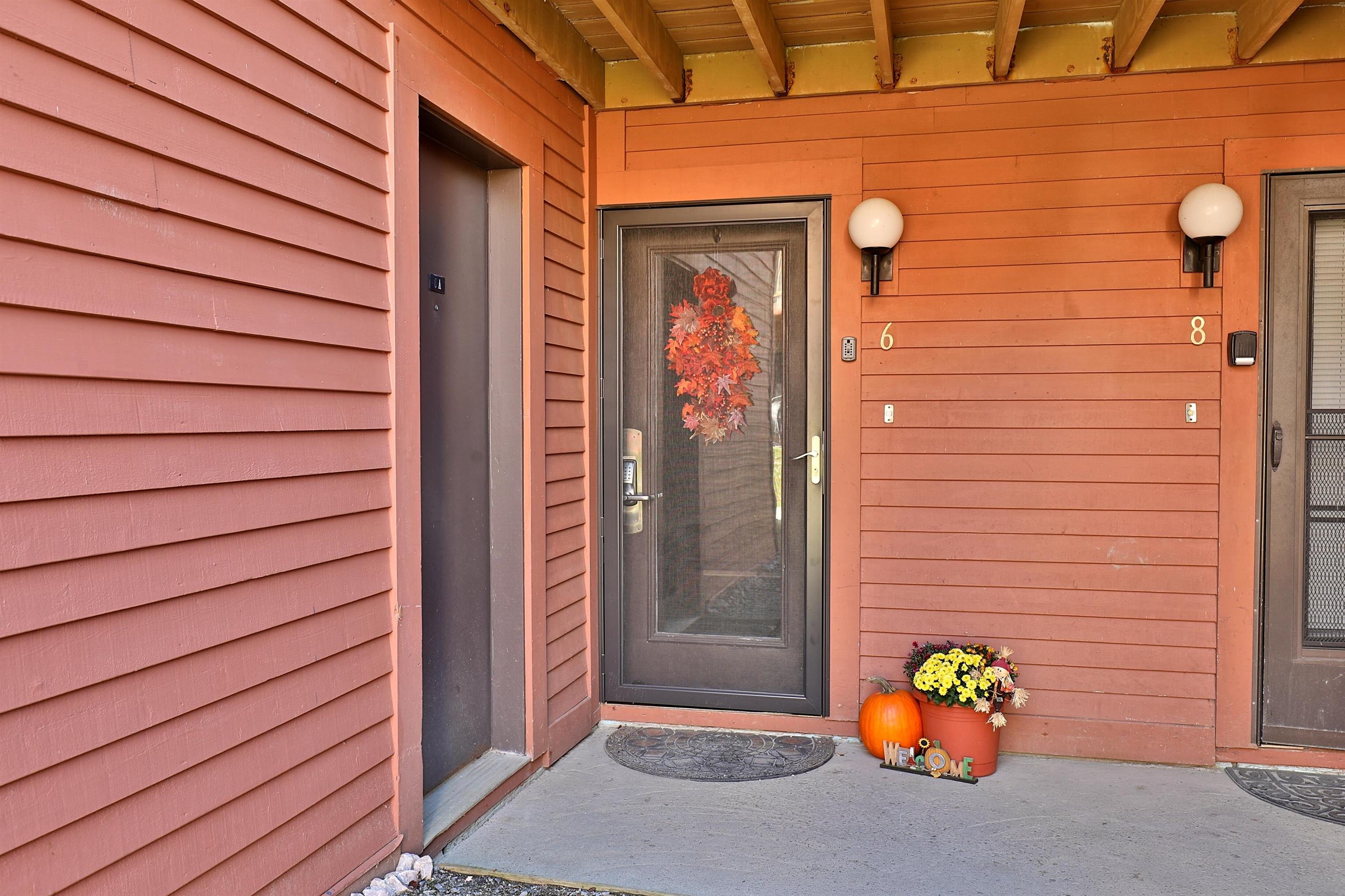 534 East Mountain Road, Unit 6 Killington, VT 05751 - Photo 3 of 36 Gallery Image 3