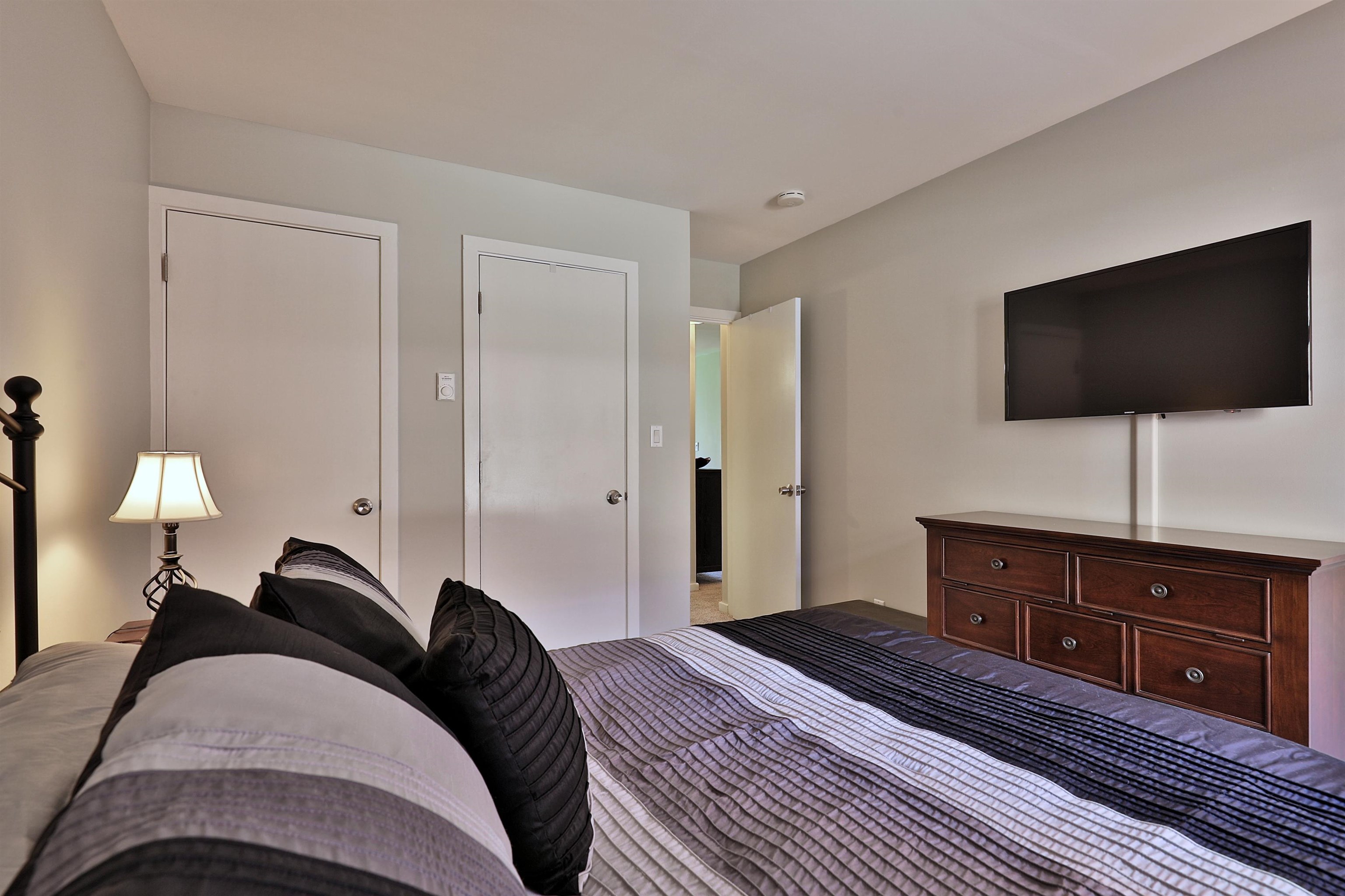 534 East Mountain Road, Unit 6 Killington, VT 05751 - Photo 21 of 36 Gallery Image 21