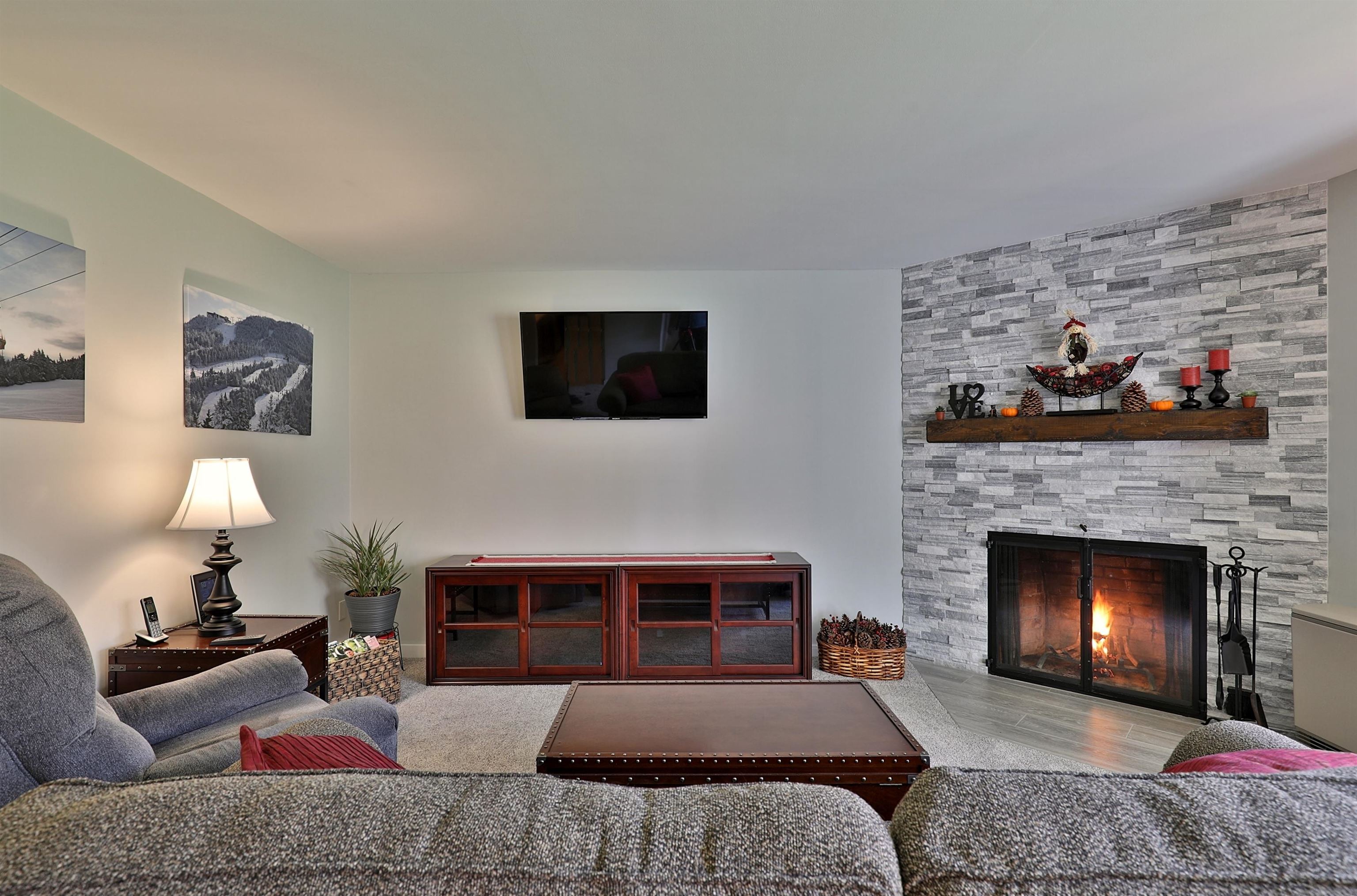 534 East Mountain Road, Unit 6 Killington, VT 05751 - Photo 6 of 36 Gallery Image 6