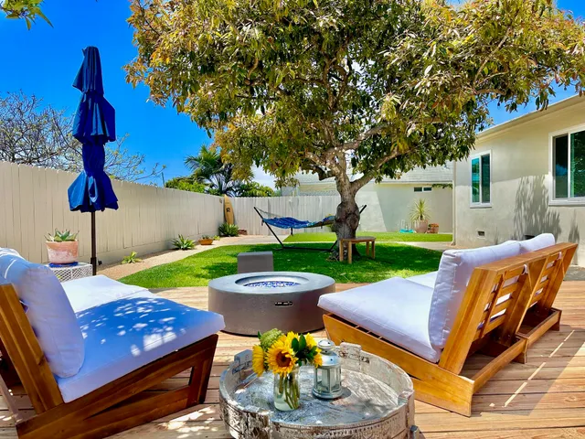 a view of outdoor space yard and patio