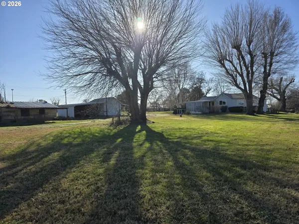 $350,000 | 32215 Baxter Road, Hermiston, OR 97838