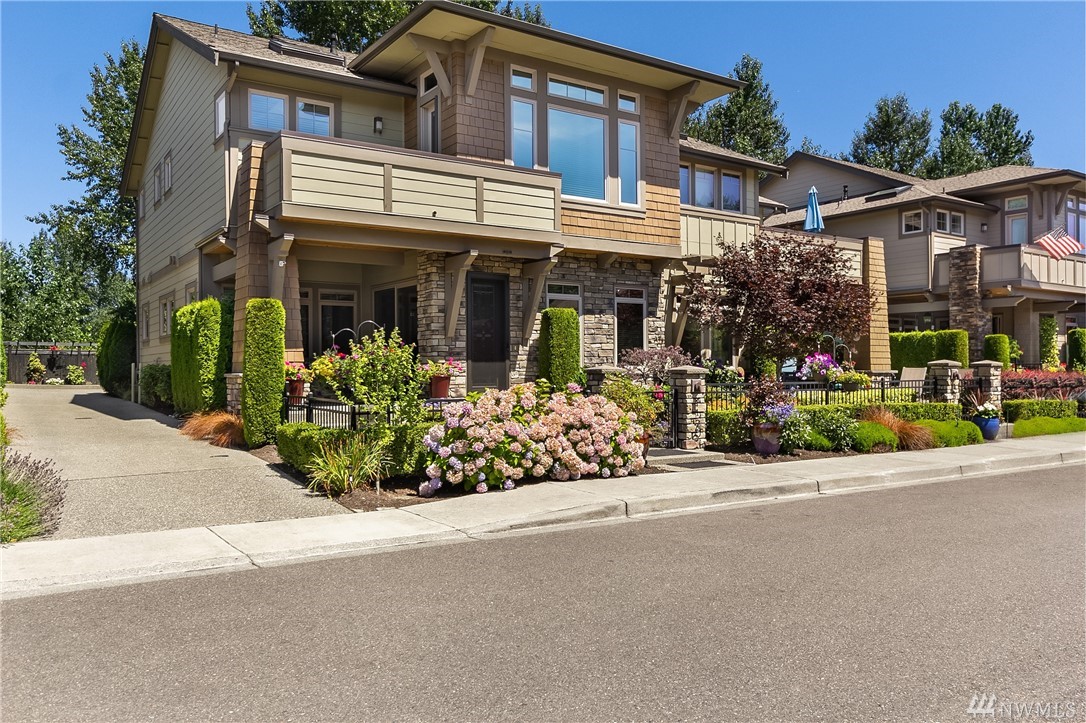 1120 North 42nd Place Renton, WA 98056 - Photo 1 of 25