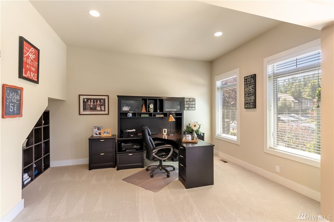 1120 North 42nd Place Renton, WA 98056 - Photo 5 of 25