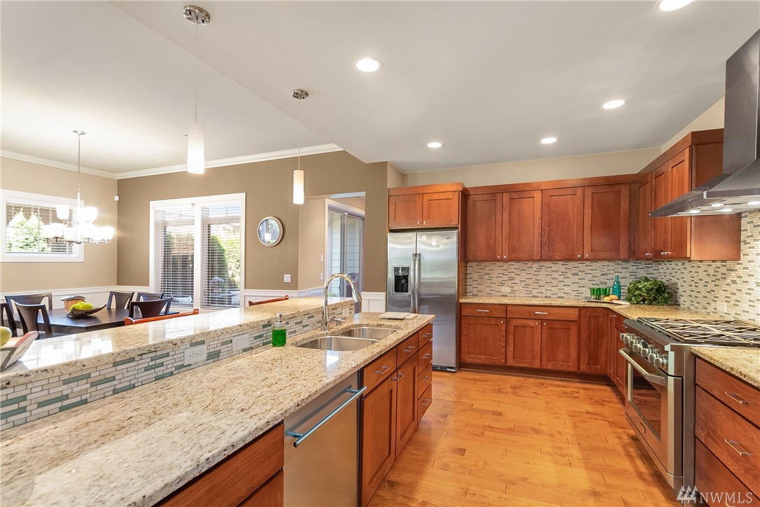 1120 North 42nd Place Renton, WA 98056 - Photo 8 of 25