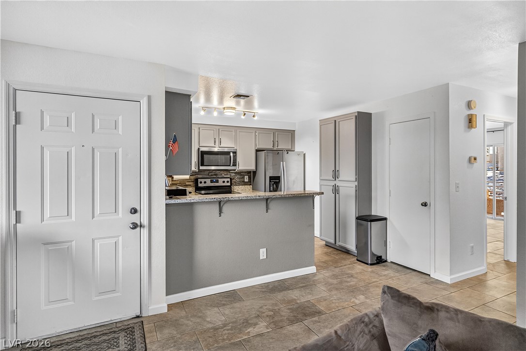2232 Aspen Mirror Way, Unit 102 Laughlin, NV 89029 - Photo 11 of 73