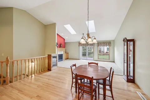 $425,000 | 213 Fairview Circle, Unit 50, Waunakee, WI 53597