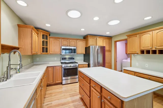 $425,000 | 213 Fairview Circle, Unit 50, Waunakee, WI 53597