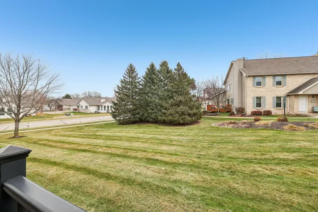 $425,000 | 213 Fairview Circle, Unit 50, Waunakee, WI 53597