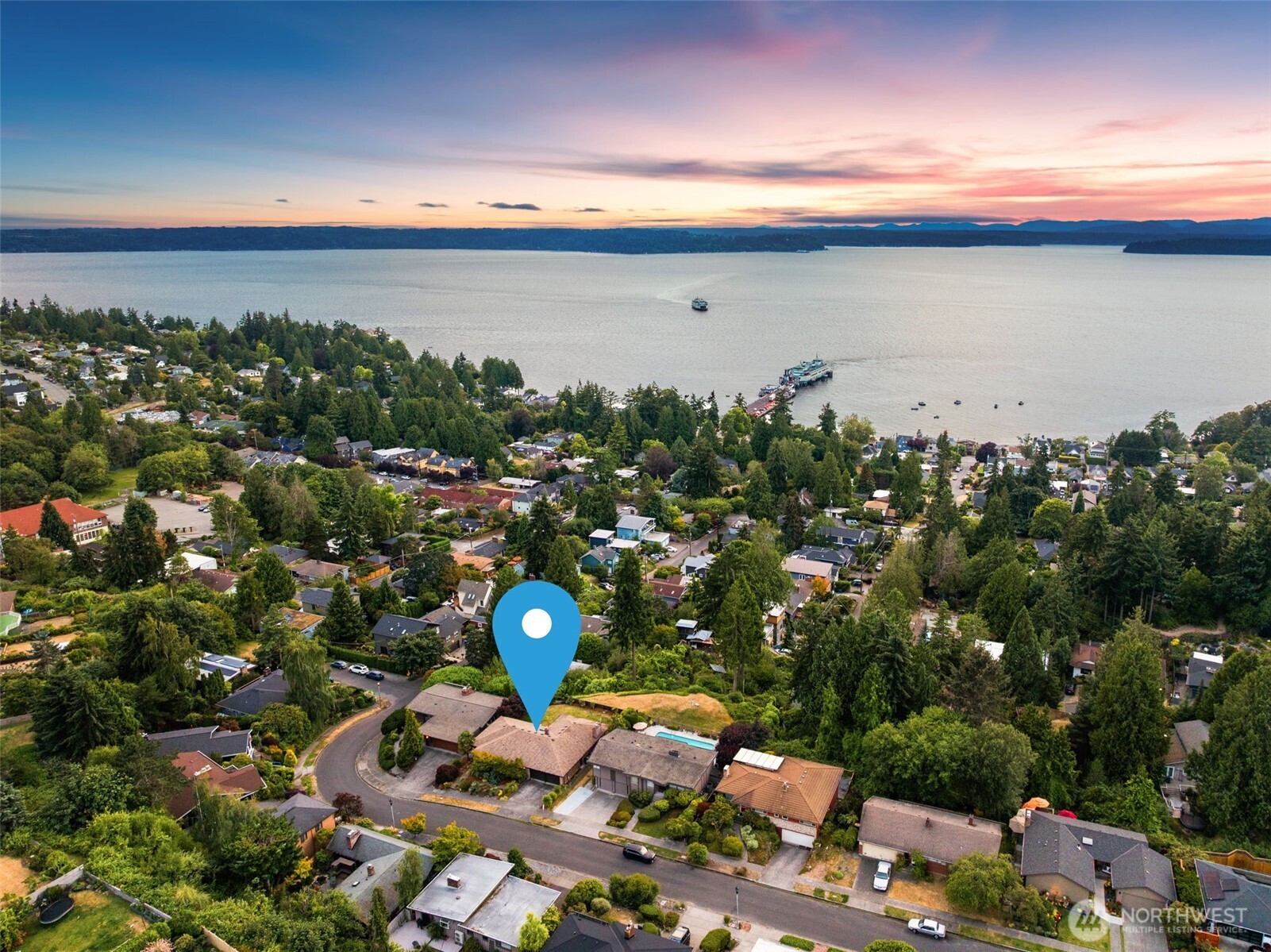 8731 Fauntlee Crest Southwest Seattle, WA 98136 - Photo 38 of 39