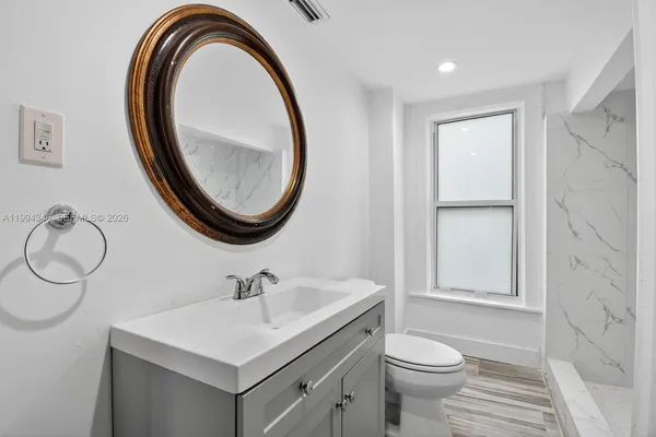 $3,000 | 220 Southwest 16th Street, Unit FRONT, Dania Beach, FL 33004
