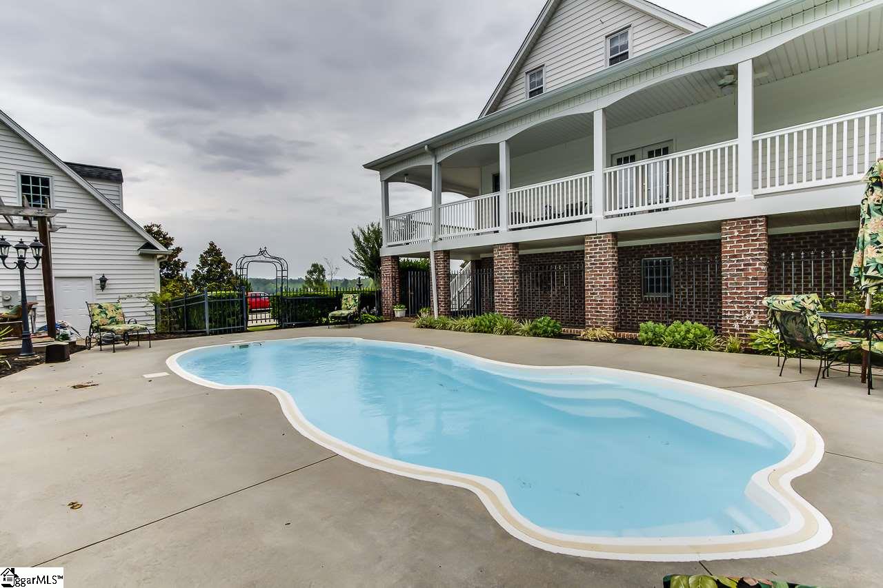 1220 South Barton Road Taylors, SC 29687 - Photo 32 of 36
