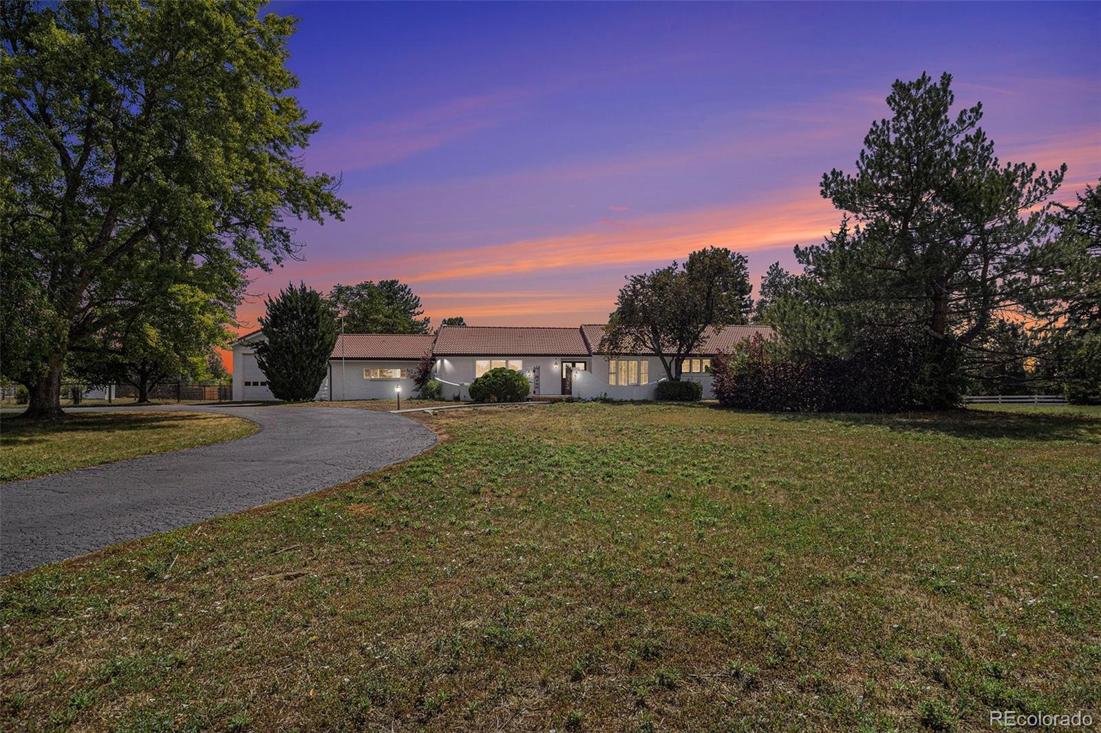 2 Middle Road Englewood, CO 80113 - Photo 1 of 48 Gallery Image 1