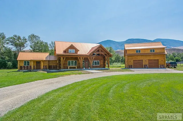 $1,075,000 | 28 Fife Lane, Salmon, ID 83467