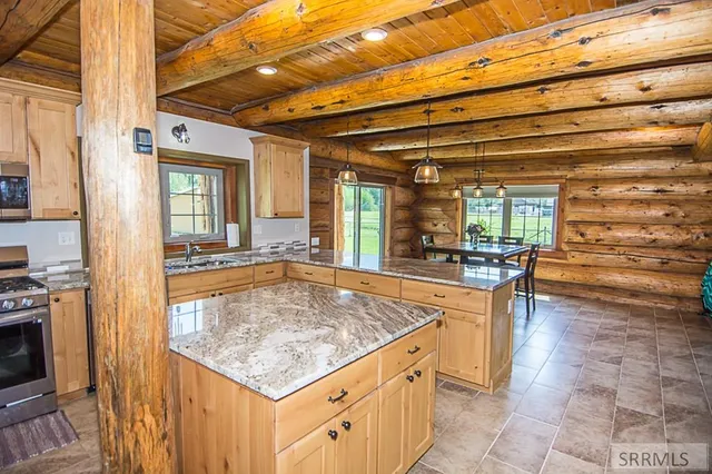 $1,075,000 | 28 Fife Lane, Salmon, ID 83467