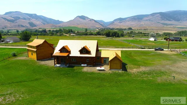 $1,075,000 | 28 Fife Lane, Salmon, ID 83467