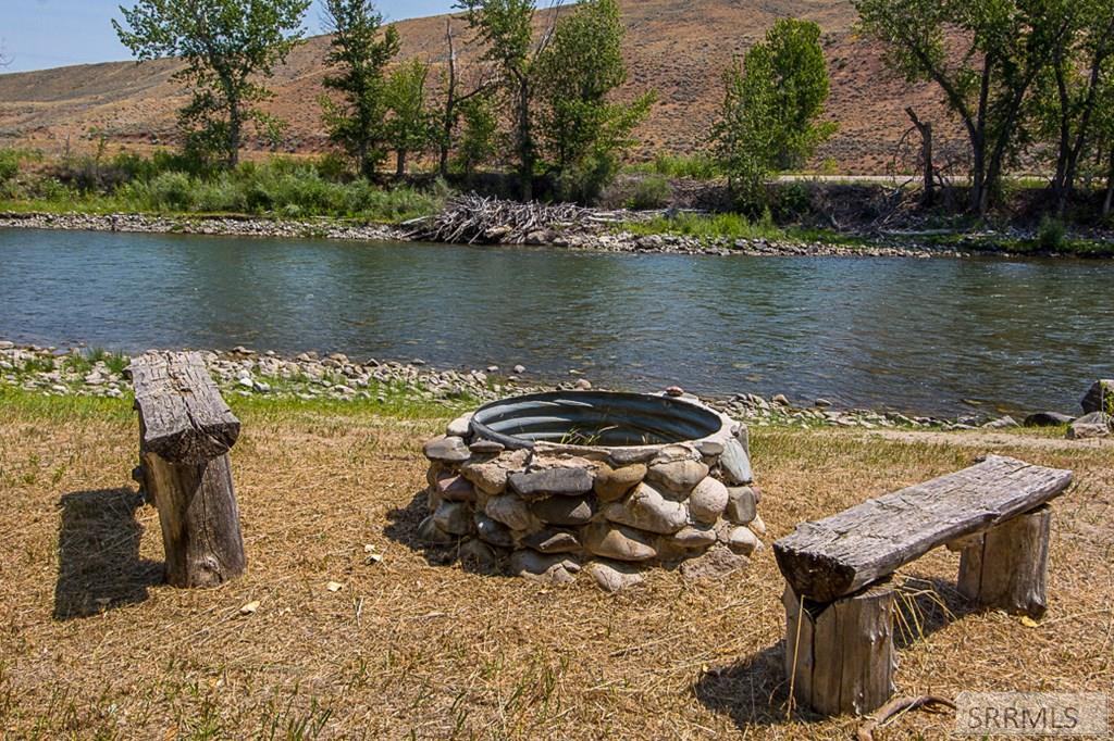 28 Fife Lane Salmon, ID 83467 - Photo 7 of 73
