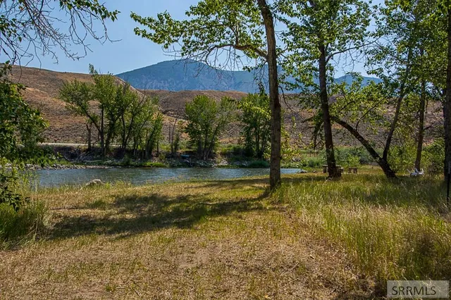 $1,075,000 | 28 Fife Lane, Salmon, ID 83467