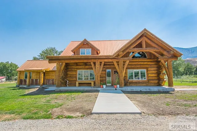 $1,075,000 | 28 Fife Lane, Salmon, ID 83467