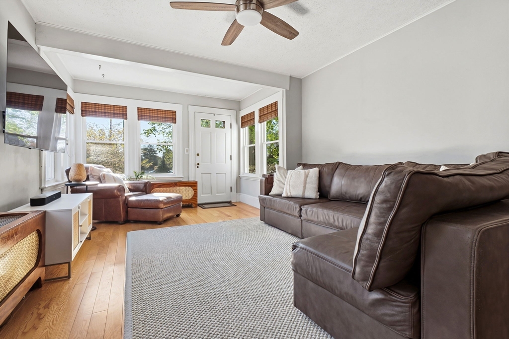 6 Adams Street Danvers, MA 01923 - Photo 11 of 33