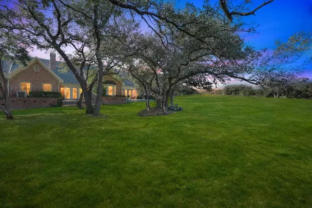 $480,000 | 28 Tournament Way, The Hills, TX 78738