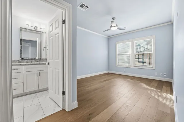 $480,000 | 28 Tournament Way, The Hills, TX 78738