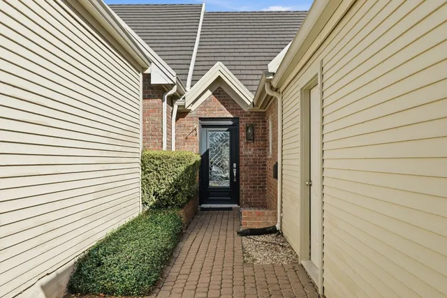 $480,000 | 28 Tournament Way, The Hills, TX 78738