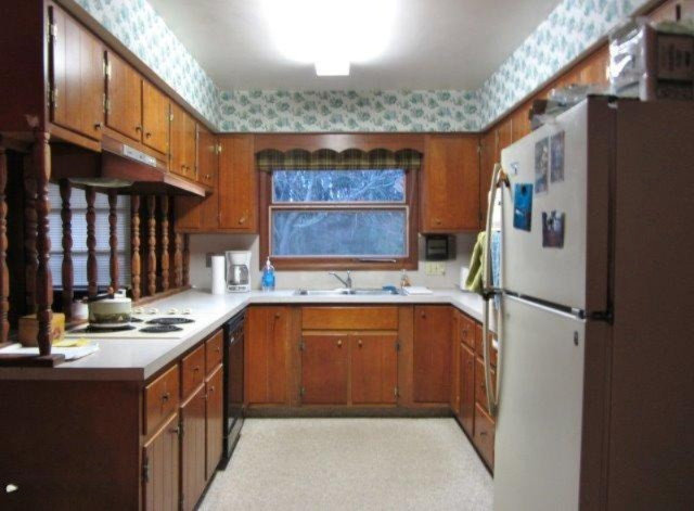 8086 River Road Evart, MI 49631 - Photo 7 of 26 Kitchen