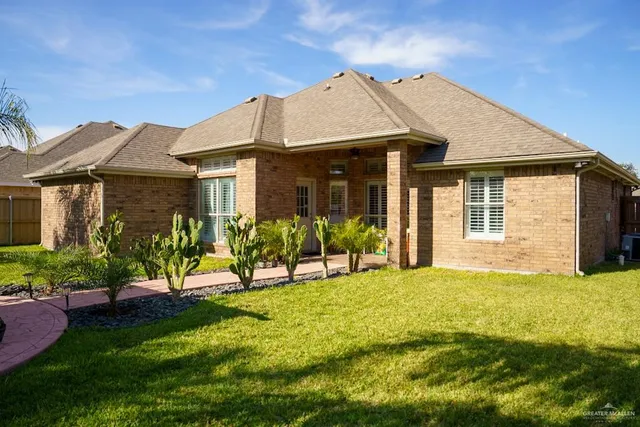 $339,999 | 1910 West Chippewa Avenue, Edinburg, TX 78541