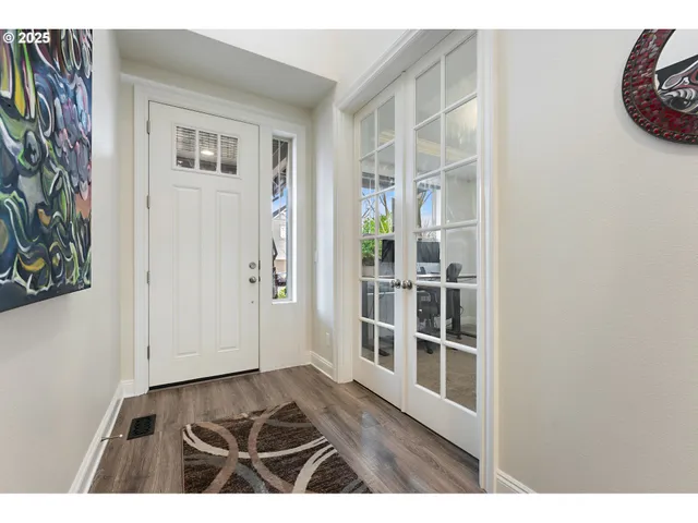 $700,000 | 19360 Pelican Lake Place, Oregon City, OR 97045