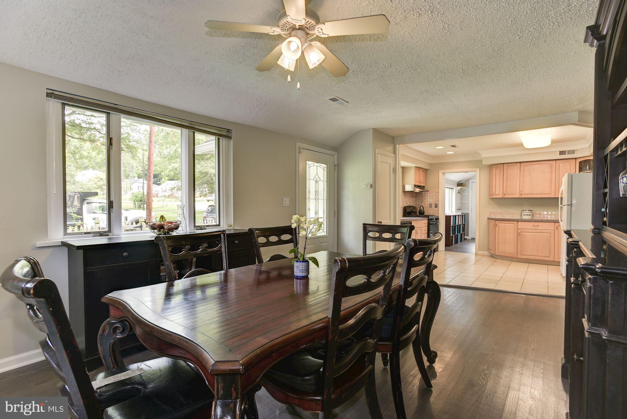 12105 Judson Road Silver Spring, MD 20902 - Photo 13 of 31 Dining Room