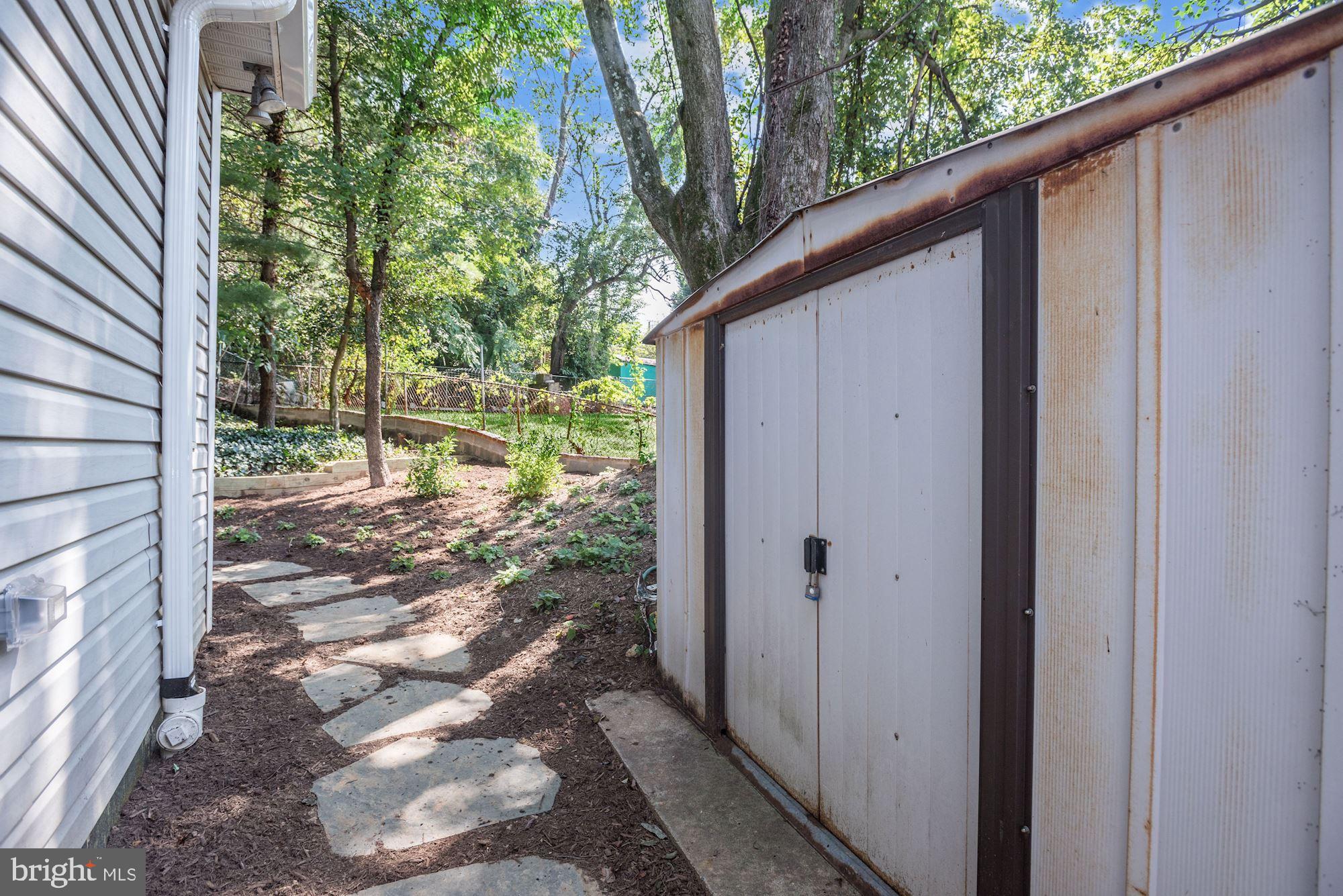 12105 Judson Road Silver Spring, MD 20902 - Photo 29 of 31 Secure Storage