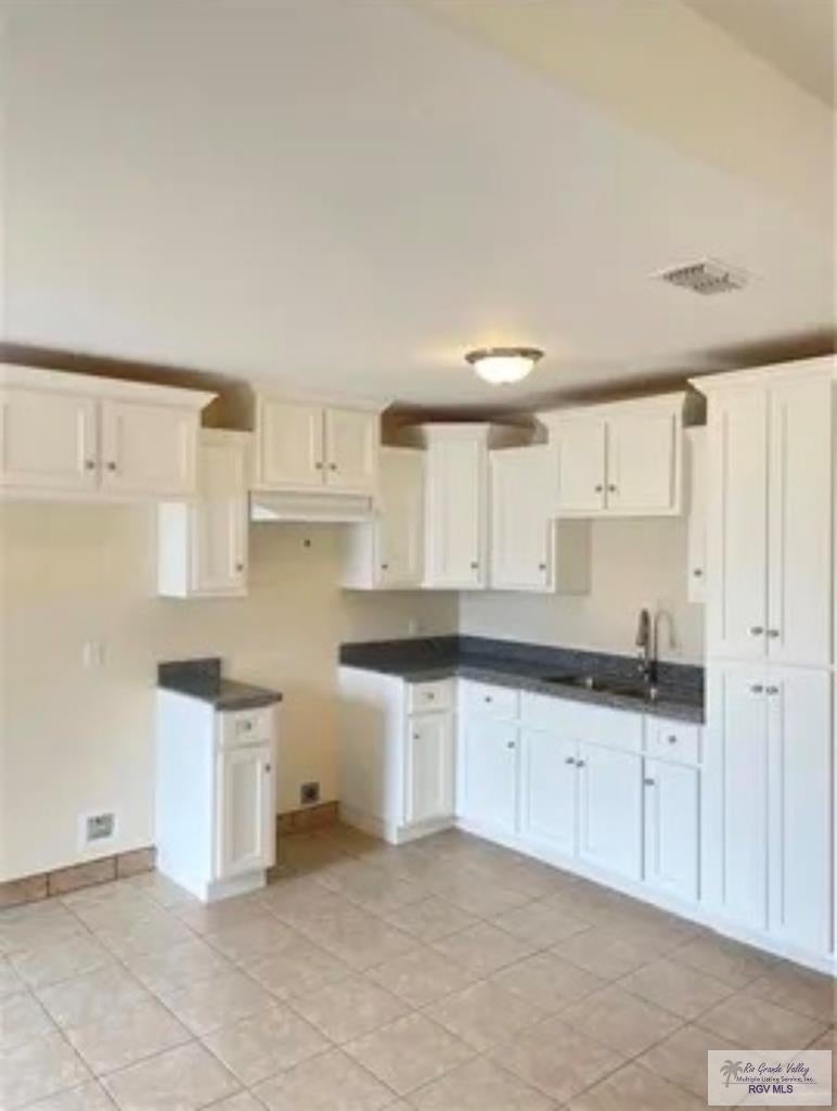 420 J R Becerra Avenue Progreso, TX 78596 - Photo 2 of 10 Gallery Image 2