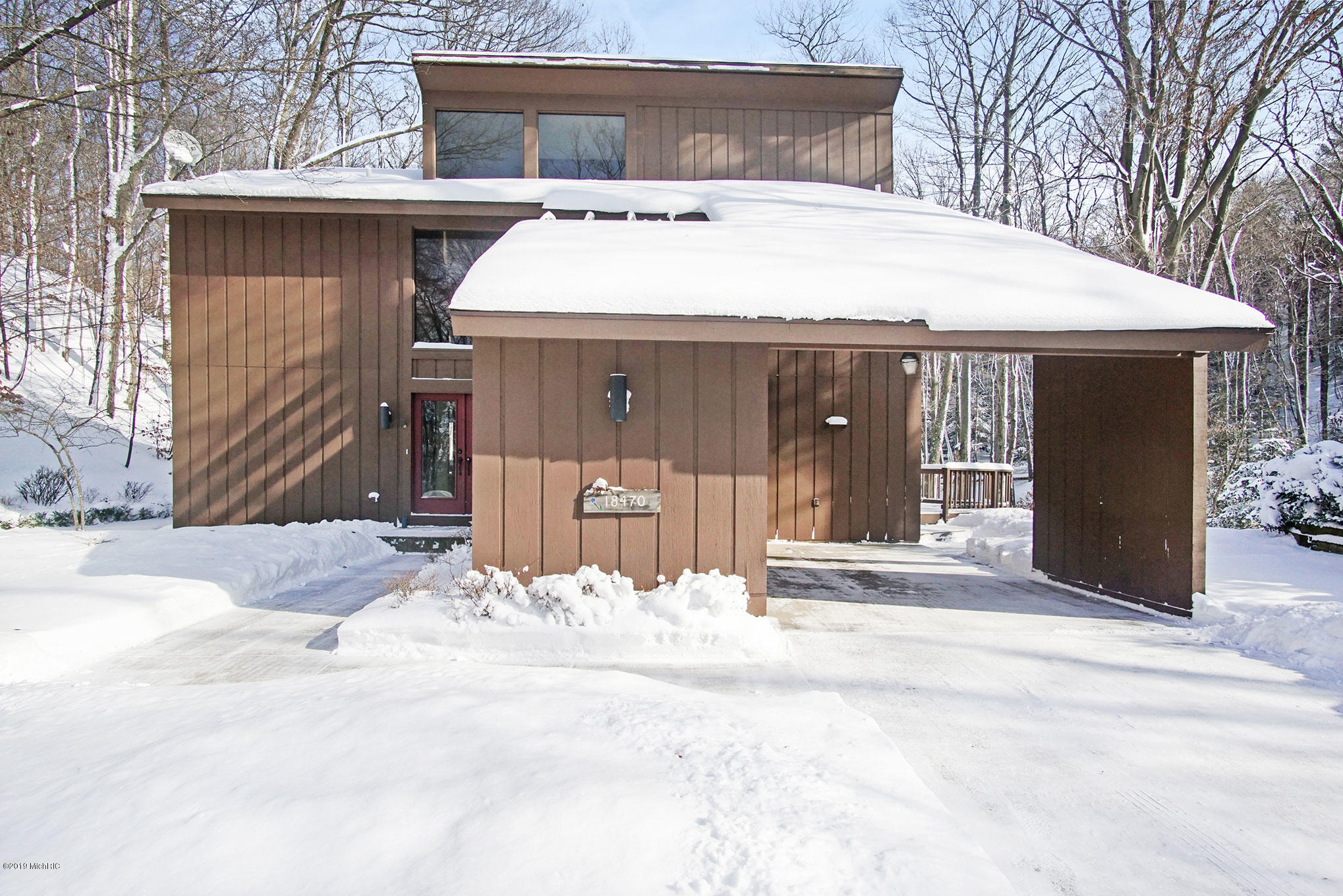 18470 North Shore Estates Road Spring Lake, MI 49456 - Photo 3 of 53 DSC07730