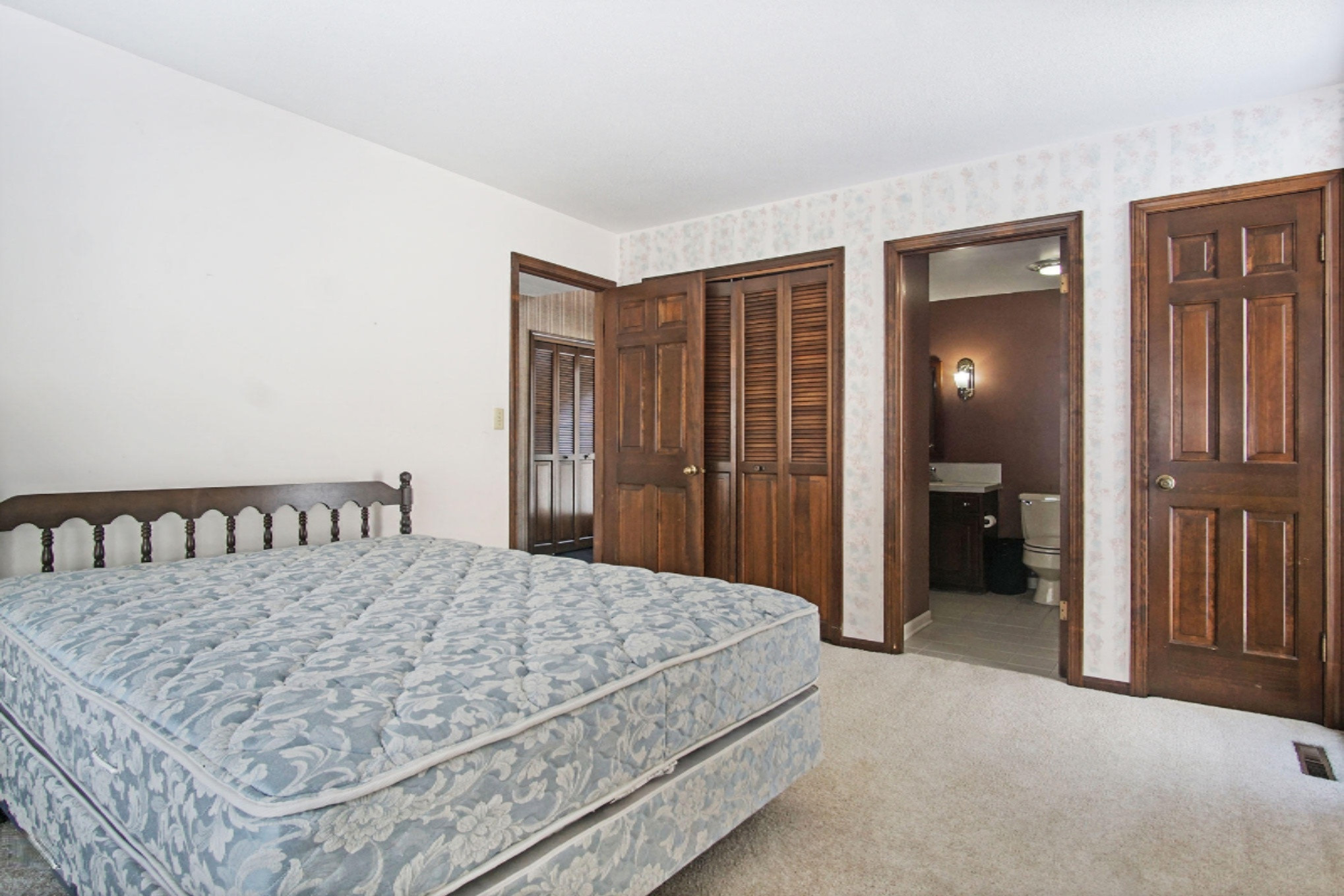 18470 North Shore Estates Road Spring Lake, MI 49456 - Photo 35 of 53 DSC07837