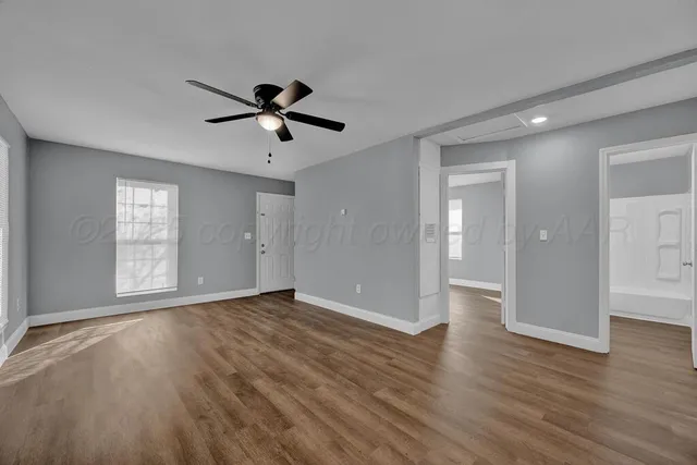 $950 | 3010 Southwest 9th Avenue, Amarillo, TX 79106