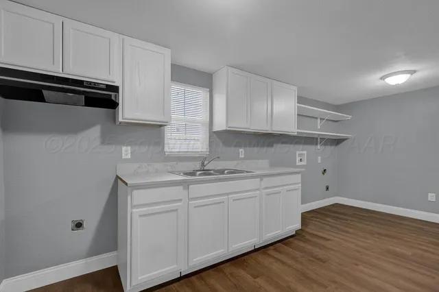 $950 | 3010 Southwest 9th Avenue, Amarillo, TX 79106