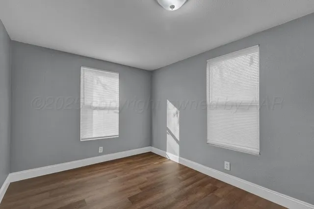 $950 | 3010 Southwest 9th Avenue, Amarillo, TX 79106